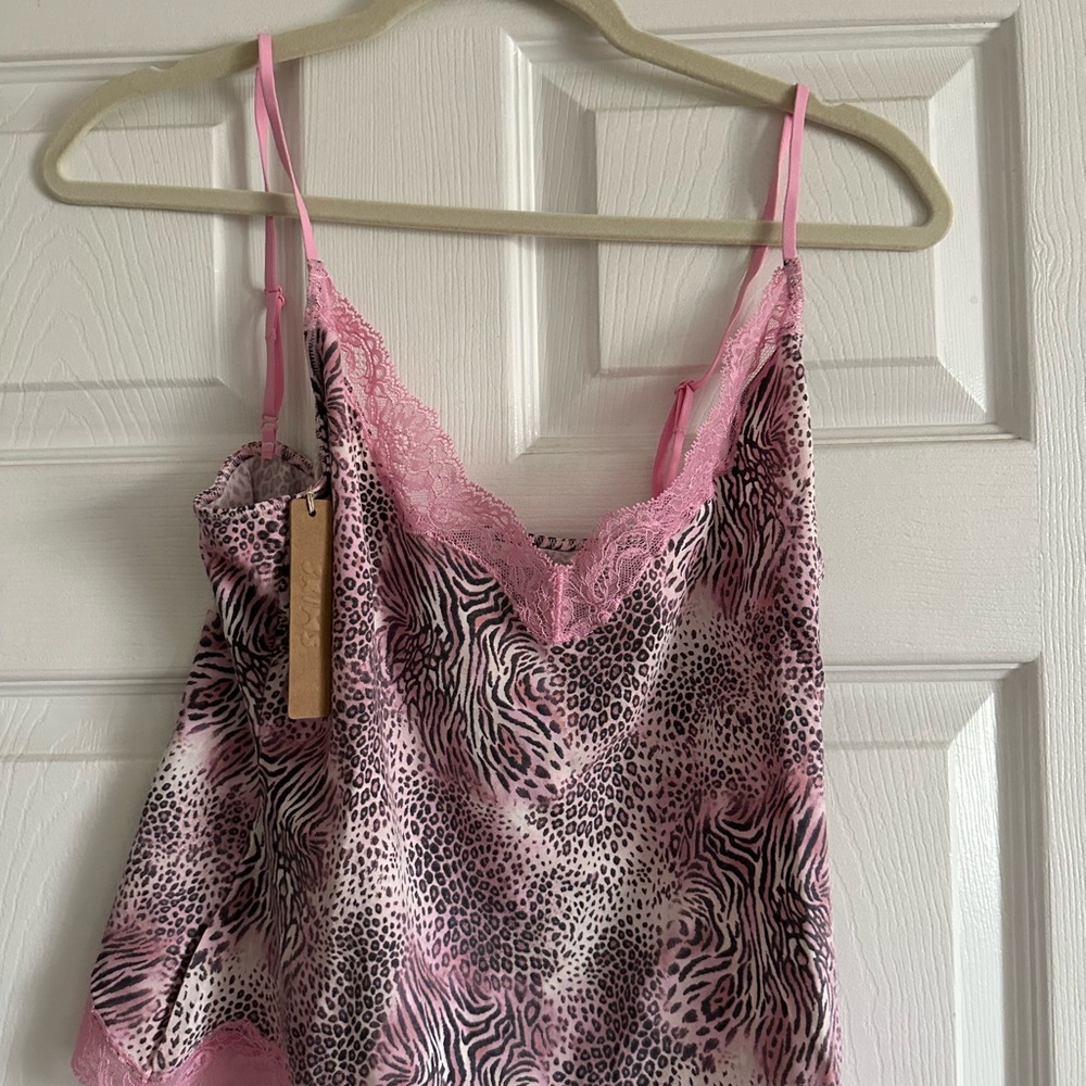 LACE CAMI AND PANTS PAJAMA SET
